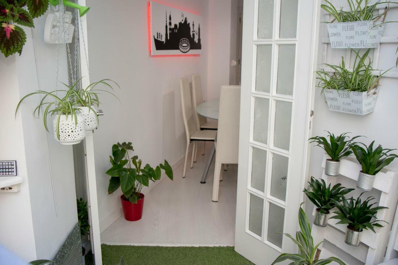 Apartamento E&R Málaga Centro Exterior foto
